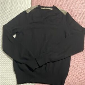Burberry Black Cashmere Sweater with Shoulder Accents